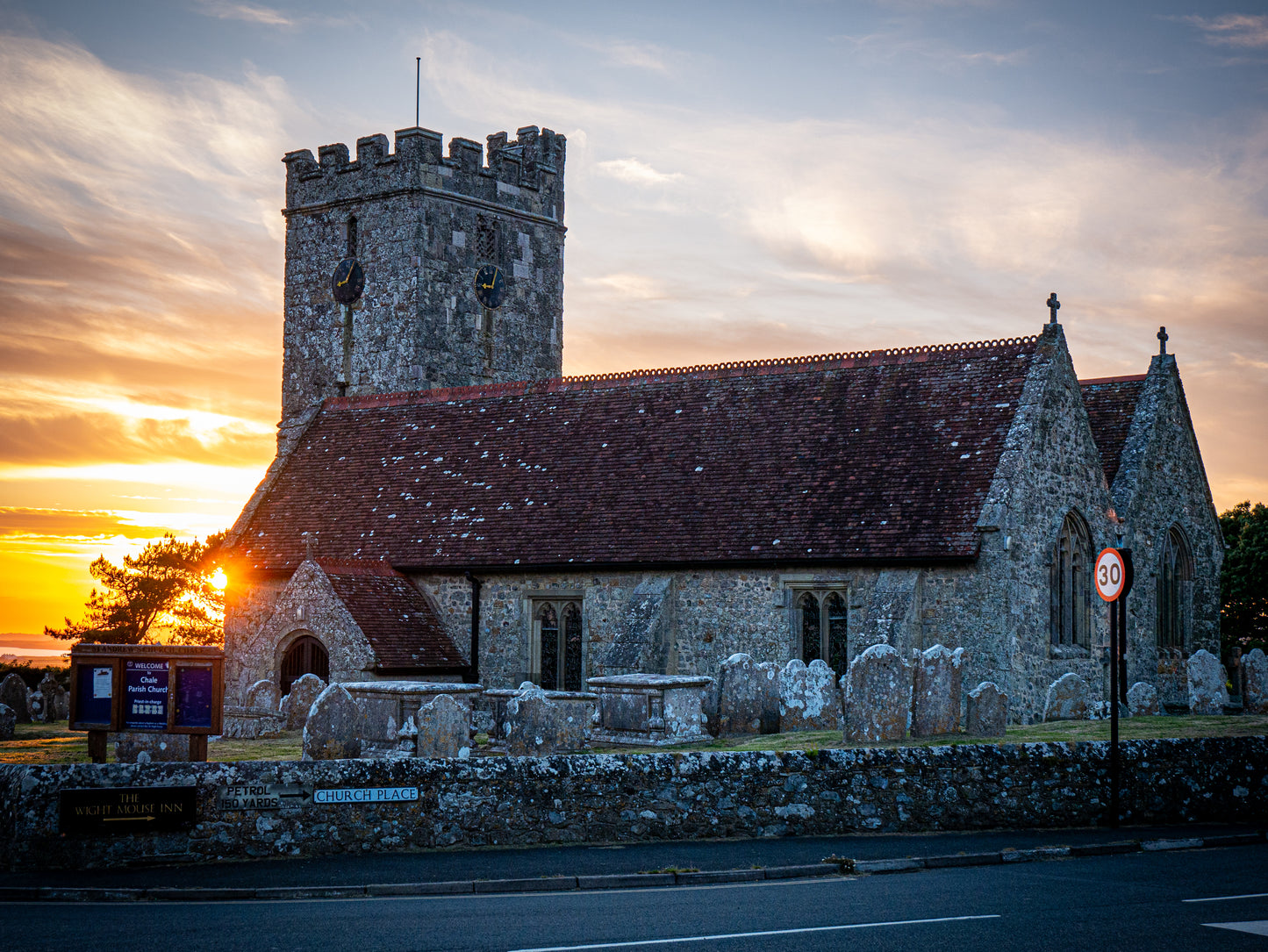 St Andrews, Chale