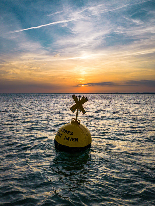 Cowes Yatch Haven Marker, Gurnard