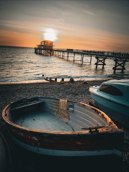 Dying light at Totland Bay